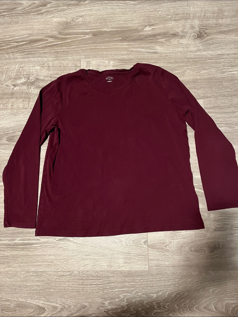 Northern Reflectiosns Long Sleeve 100% cotton burgundy Crew Tee. Womens XXL